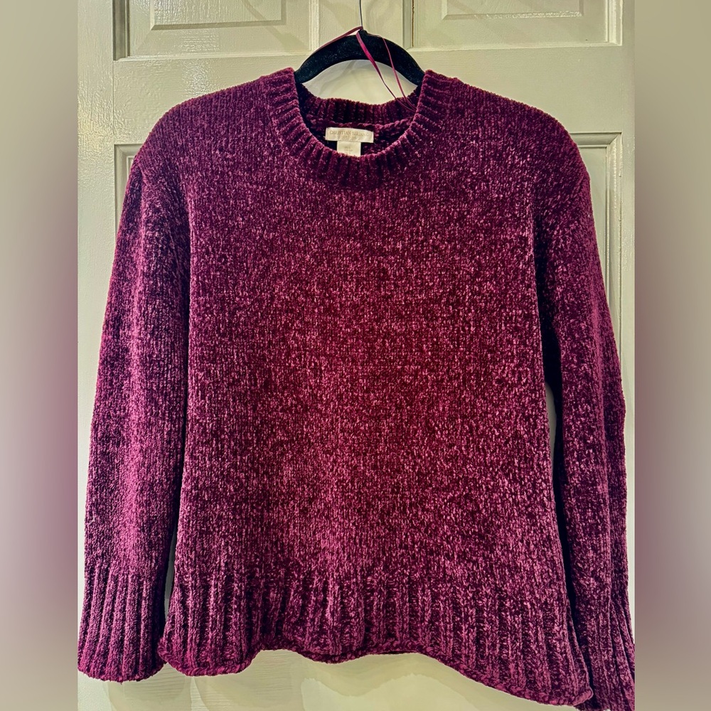 Christian Siriano chenille crew neck cable knit sweater. Soft and comfy